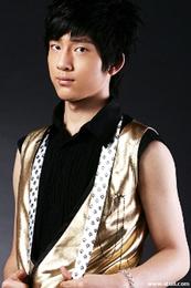 井柏然